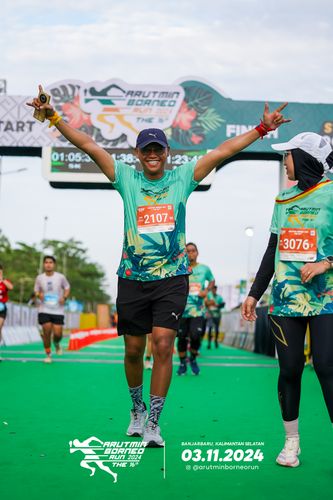 Race photo from Arutmin Borneo Run 2024