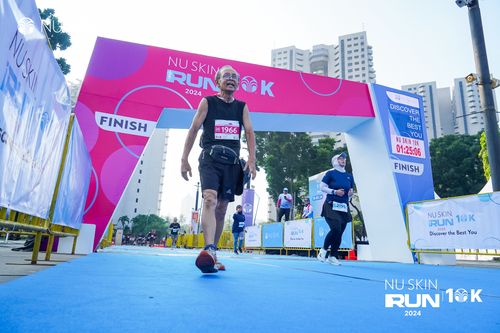 Race photo from Nu Skin Run 10K