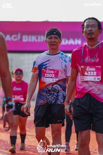 Race photo from Smartfren Run 2025 
