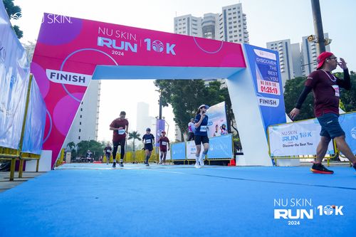 Race photo from Nu Skin Run 10K