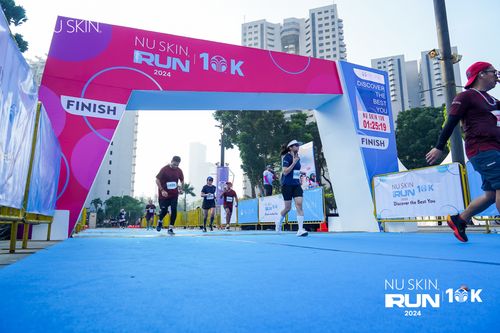 Race photo from Nu Skin Run 10K
