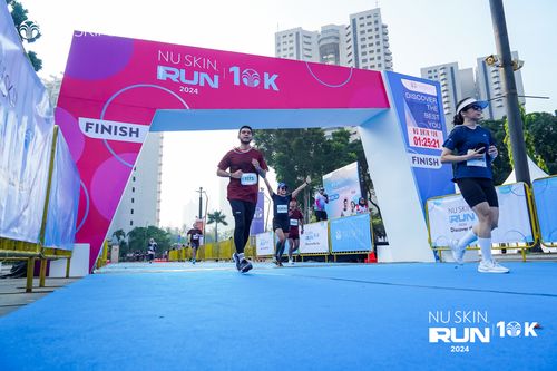 Race photo from Nu Skin Run 10K