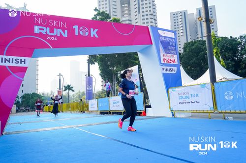 Race photo from Nu Skin Run 10K