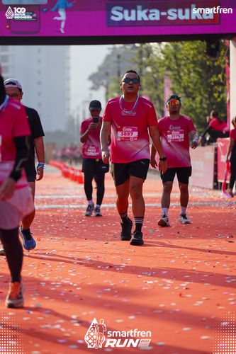 Race photo from Smartfren Run 2025 