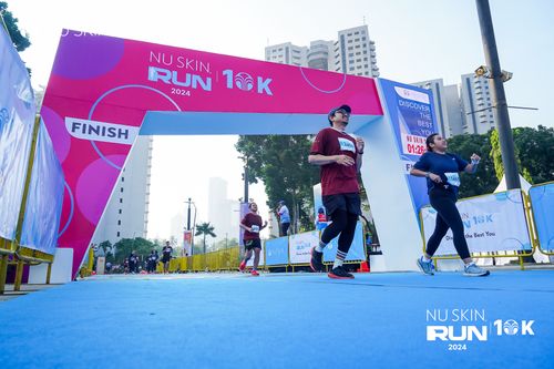 Race photo from Nu Skin Run 10K