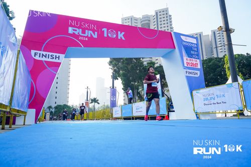 Race photo from Nu Skin Run 10K