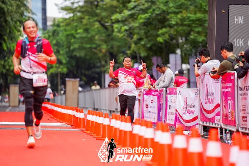 Race photo from Smartfren Run 2024