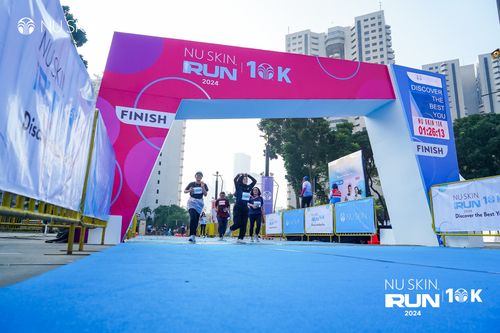 Race photo from Nu Skin Run 10K