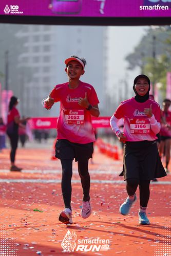 Race photo from Smartfren Run 2025 