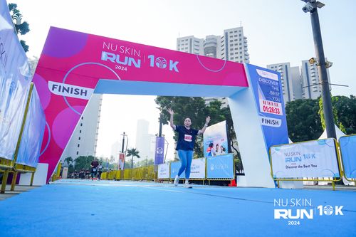 Race photo from Nu Skin Run 10K