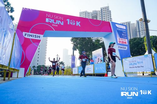 Race photo from Nu Skin Run 10K