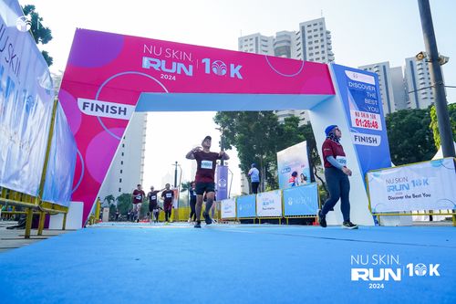 Race photo from Nu Skin Run 10K