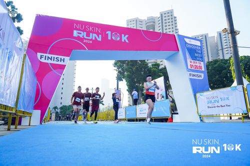 Race photo from Nu Skin Run 10K