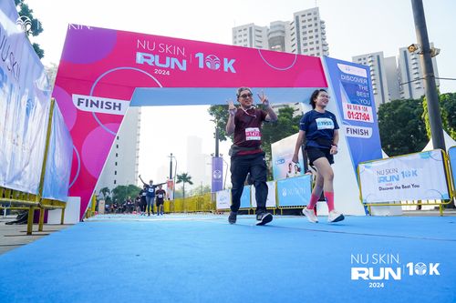 Race photo from Nu Skin Run 10K
