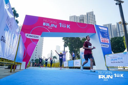 Race photo from Nu Skin Run 10K