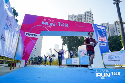 Race photo from Nu Skin Run 10K