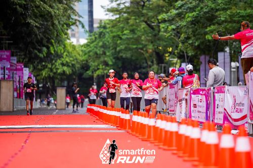 Race photo from Smartfren Run 2024