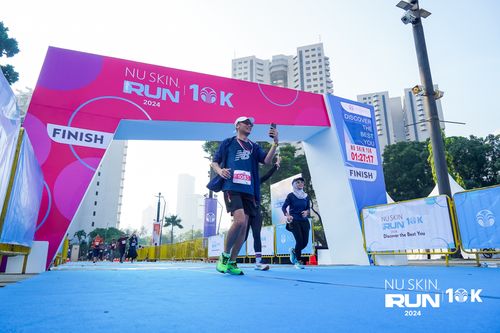 Race photo from Nu Skin Run 10K