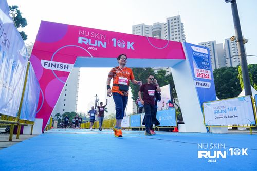 Race photo from Nu Skin Run 10K