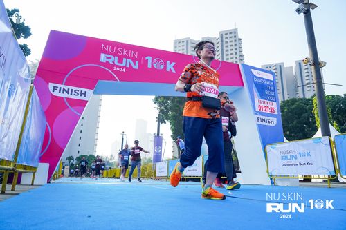 Race photo from Nu Skin Run 10K