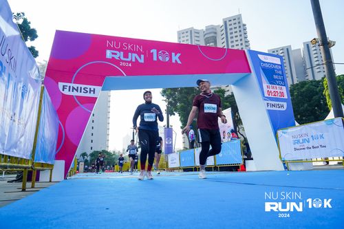 Race photo from Nu Skin Run 10K