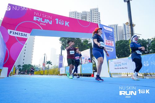 Race photo from Nu Skin Run 10K
