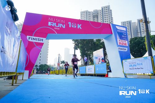 Race photo from Nu Skin Run 10K