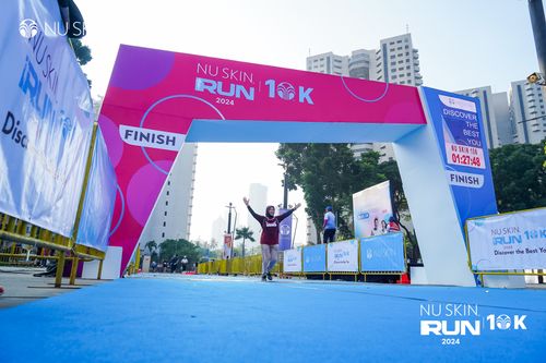Race photo from Nu Skin Run 10K