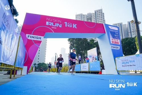 Race photo from Nu Skin Run 10K