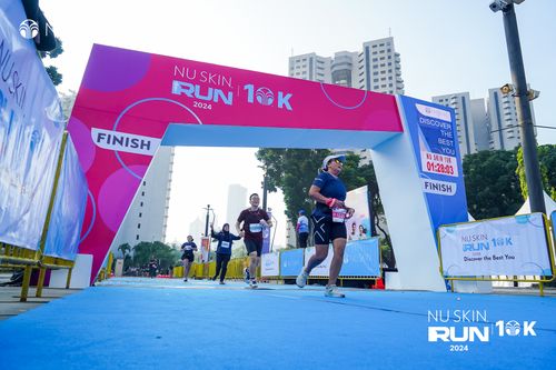 Race photo from Nu Skin Run 10K