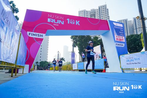 Race photo from Nu Skin Run 10K