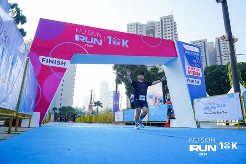 Race photo from Nu Skin Run 10K