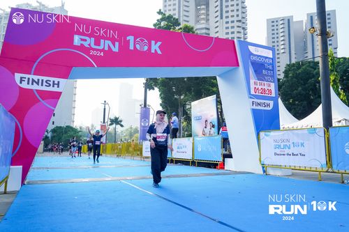 Race photo from Nu Skin Run 10K