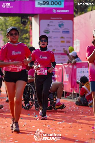 Race photo from Smartfren Run 2025 