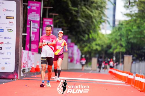 Race photo from Smartfren Run 2024