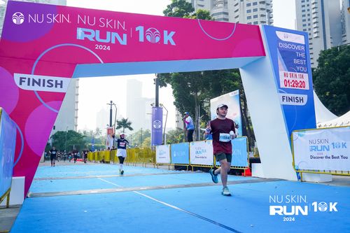 Race photo from Nu Skin Run 10K