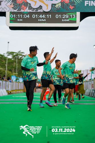 Race photo from Arutmin Borneo Run 2024