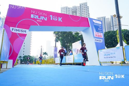 Race photo from Nu Skin Run 10K