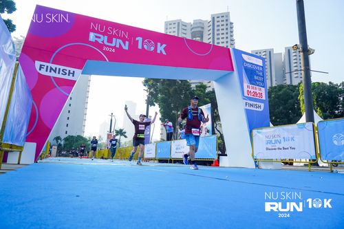 Race photo from Nu Skin Run 10K