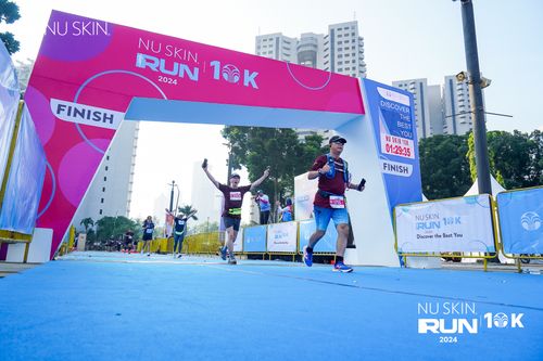 Race photo from Nu Skin Run 10K