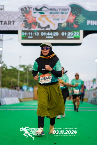Race photo from Arutmin Borneo Run 2024