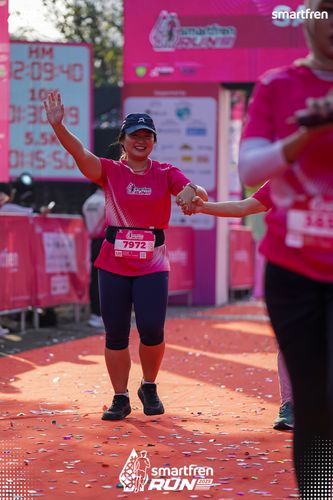 Race photo from Smartfren Run 2025 