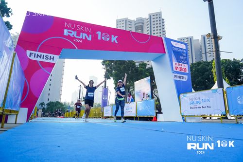 Race photo from Nu Skin Run 10K
