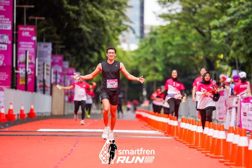 Race photo from Smartfren Run 2024