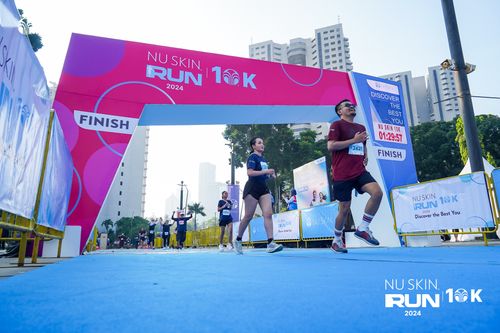 Race photo from Nu Skin Run 10K