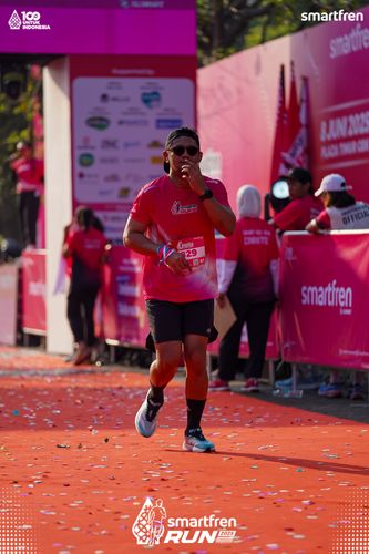 Race photo from Smartfren Run 2025 