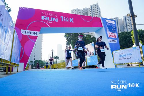 Race photo from Nu Skin Run 10K