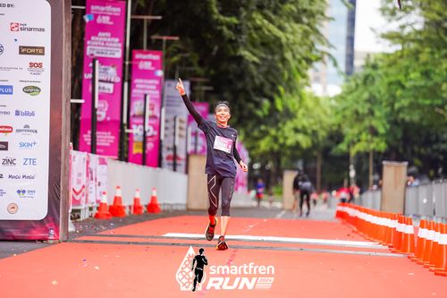 Race photo from Smartfren Run 2024