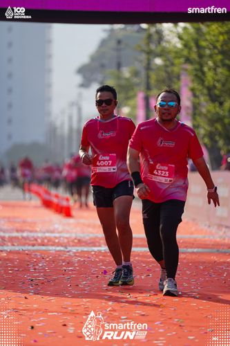Race photo from Smartfren Run 2025 
