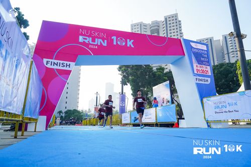 Race photo from Nu Skin Run 10K
